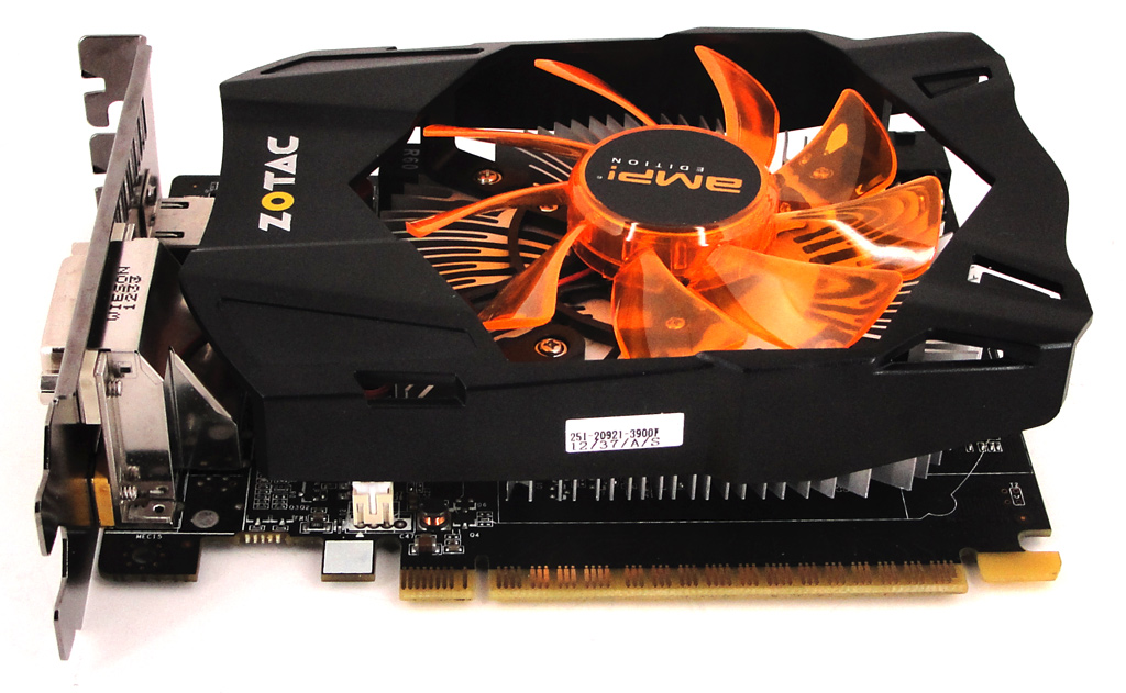Die ZOTAC GeForce GTX 650 Ti AMP! Edition im Überblick.