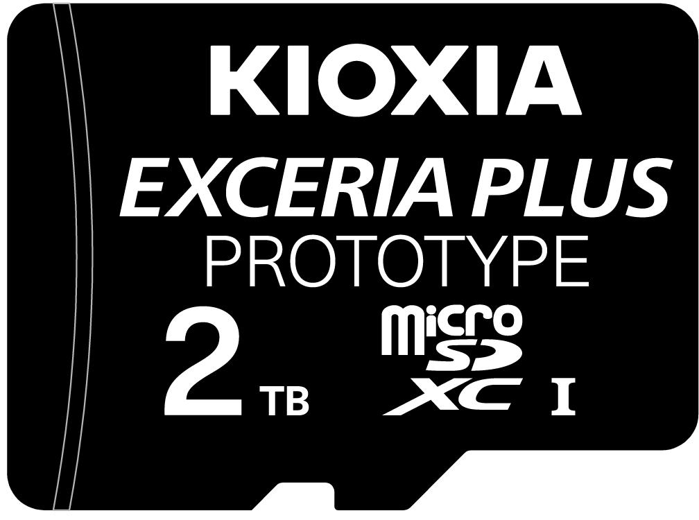 Funktionsfähiger Prototyp einer microSDXC-Speicherkarte mit 2 Terabyte.